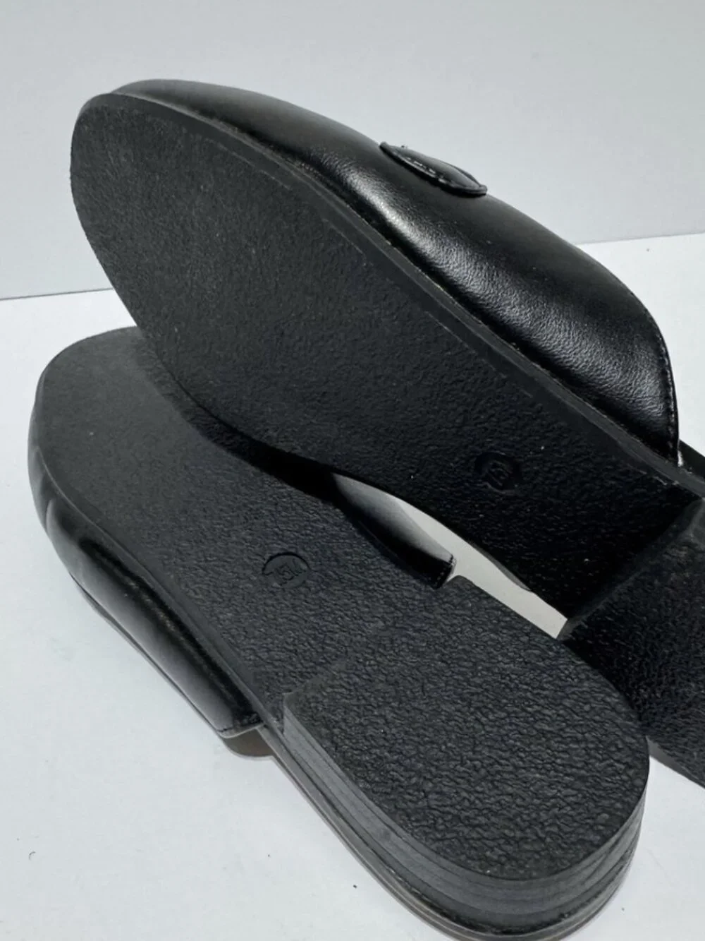 Cushionaire Womens Yoga Flats Black Size 7.5 M